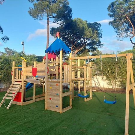 8-Bed Villa In Vilamoura-Sleeps-Playground-Pool Exterior photo