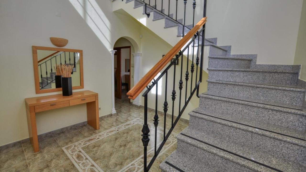 8-Bed Villa In Vilamoura-Sleeps-Playground-Pool Exterior photo